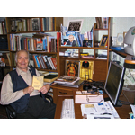 2008 г. За рабочим столом с новым изданием книги «Архангельские деньги»