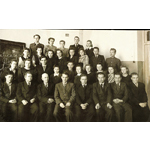 1945 г. Драмкружок Шенкурского педагогического училища. Е. Овсянкин в верхнем ряду, четвертый слева